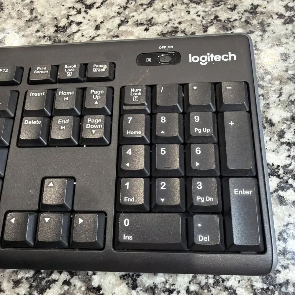 Logitech K270 Wireless Keyboard Black No Batteries Cover Not Tested